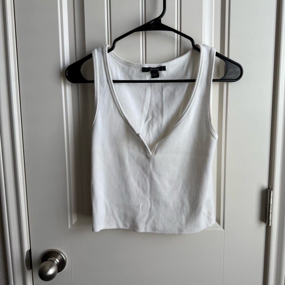 White crop tank Top